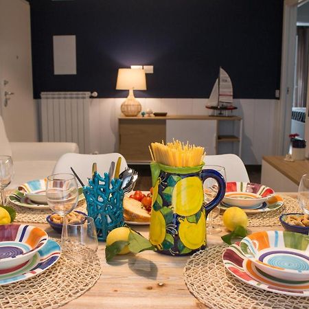 Nilu In Citta - Nuovo Appartamento Con Vista Mare โมโนโปลี ภายนอก รูปภาพ