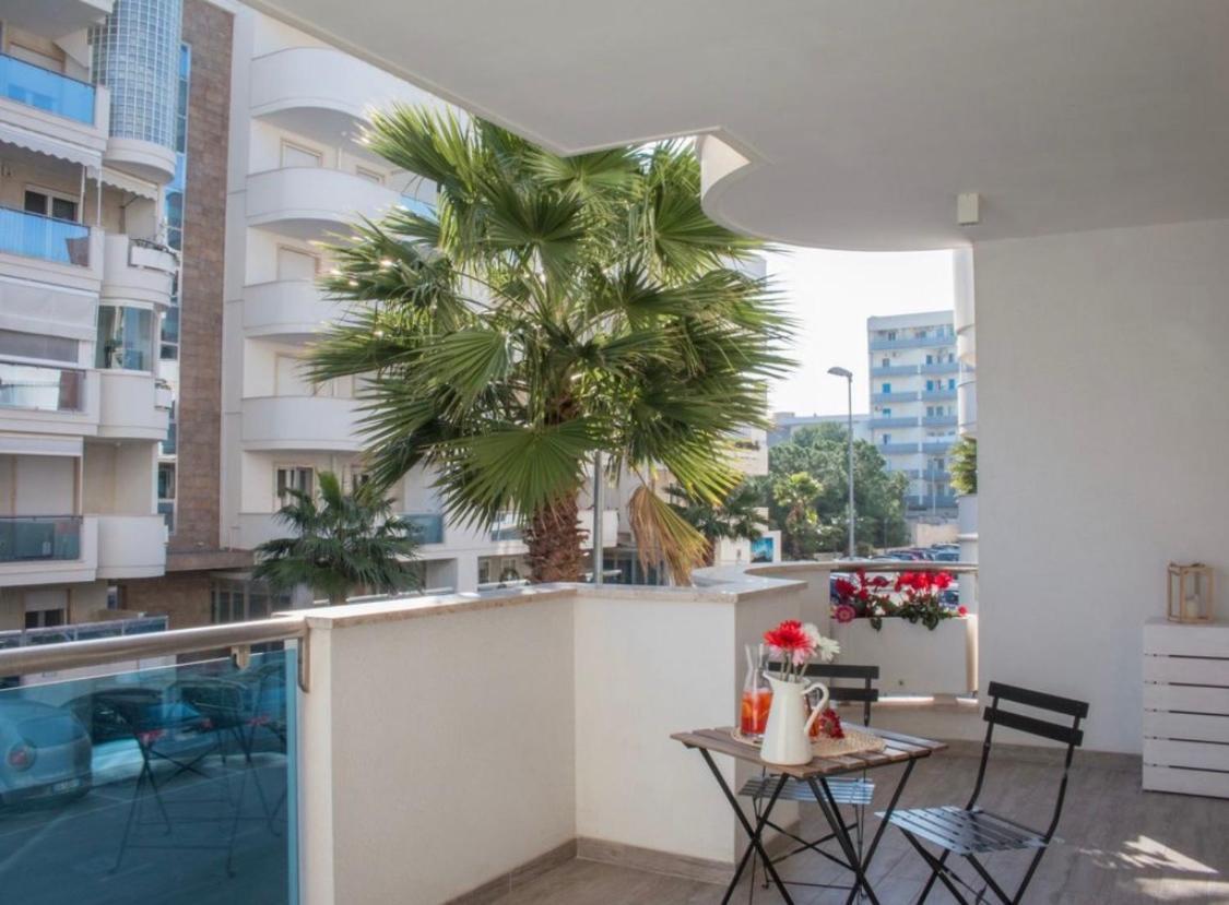 Nilu In Citta - Nuovo Appartamento Con Vista Mare โมโนโปลี ภายนอก รูปภาพ