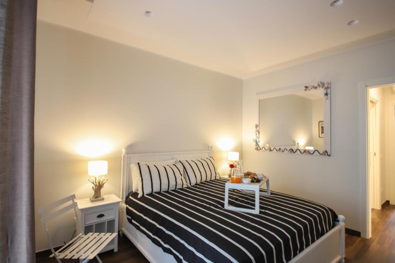 Nilu In Citta - Nuovo Appartamento Con Vista Mare โมโนโปลี ภายนอก รูปภาพ
