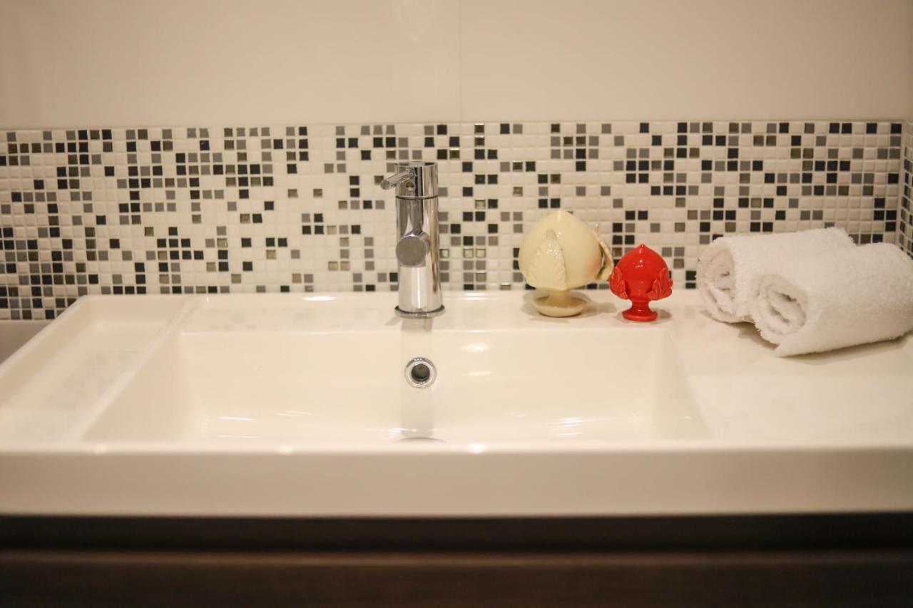 Nilu In Citta - Nuovo Appartamento Con Vista Mare โมโนโปลี ภายนอก รูปภาพ