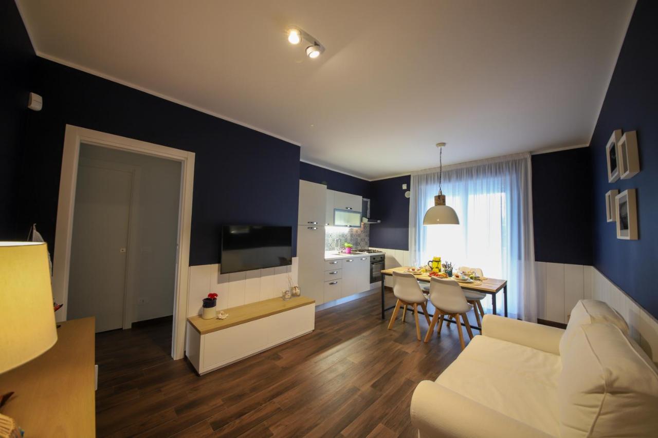 Nilu In Citta - Nuovo Appartamento Con Vista Mare โมโนโปลี ภายนอก รูปภาพ