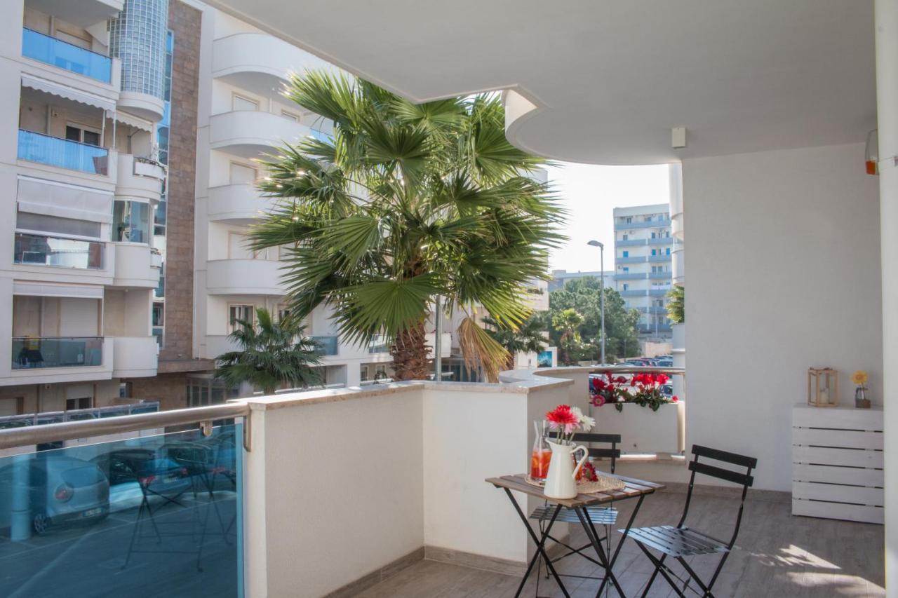 Nilu In Citta - Nuovo Appartamento Con Vista Mare โมโนโปลี ภายนอก รูปภาพ