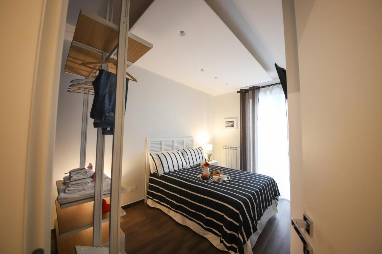 Nilu In Citta - Nuovo Appartamento Con Vista Mare โมโนโปลี ภายนอก รูปภาพ